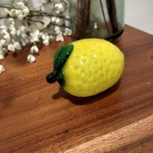 VTG Yellow Glass Lemon 🍋